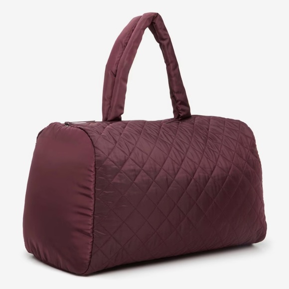 NEW DSW Puffy Weekender Travel Bag - Picture 6 of 10